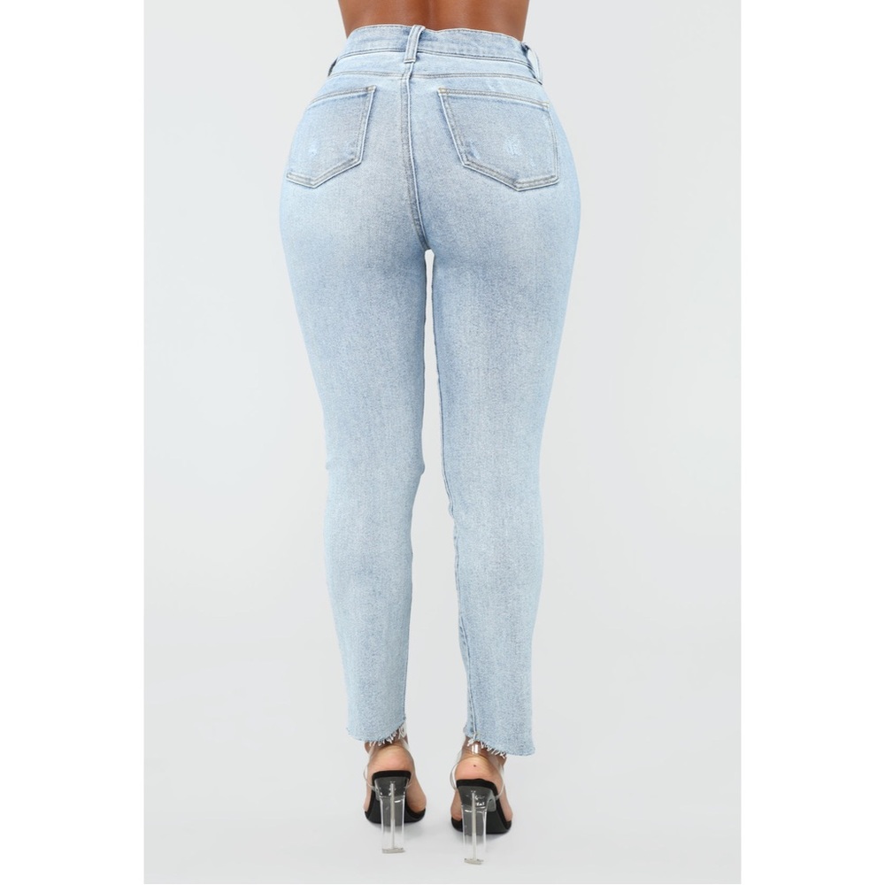 Distressed Mom Jeans - Picture 5 of 9